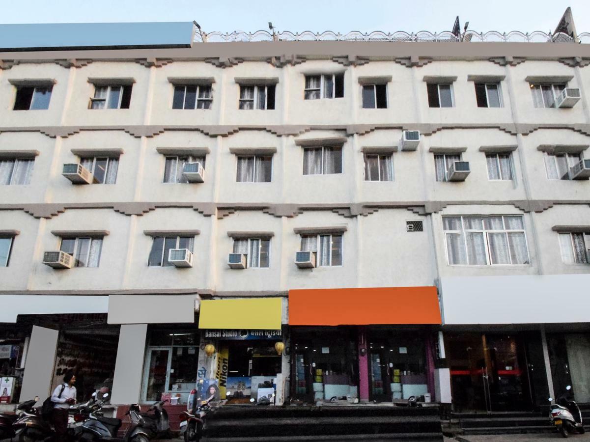 Hotel Krishna Palace อุเดเปอร์ ภายนอก รูปภาพ