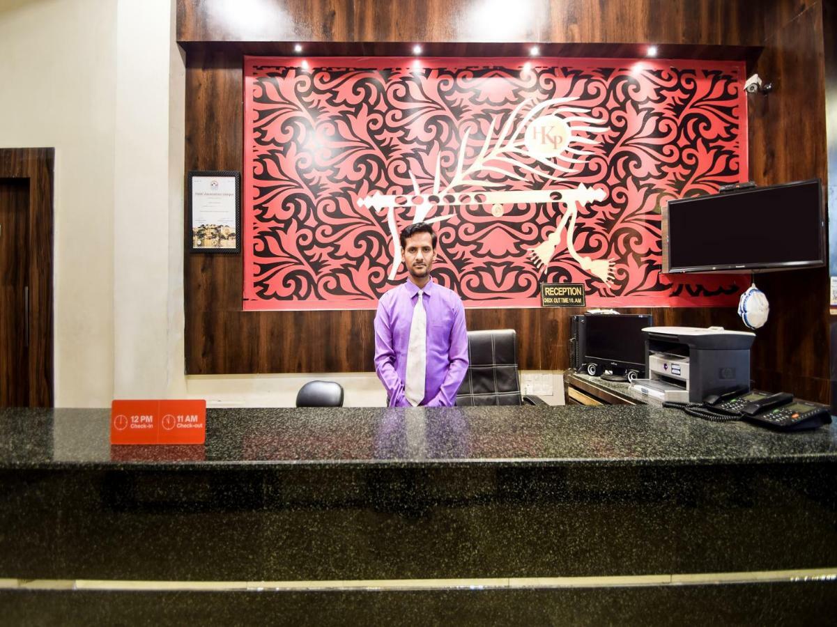 Hotel Krishna Palace อุเดเปอร์ ภายนอก รูปภาพ