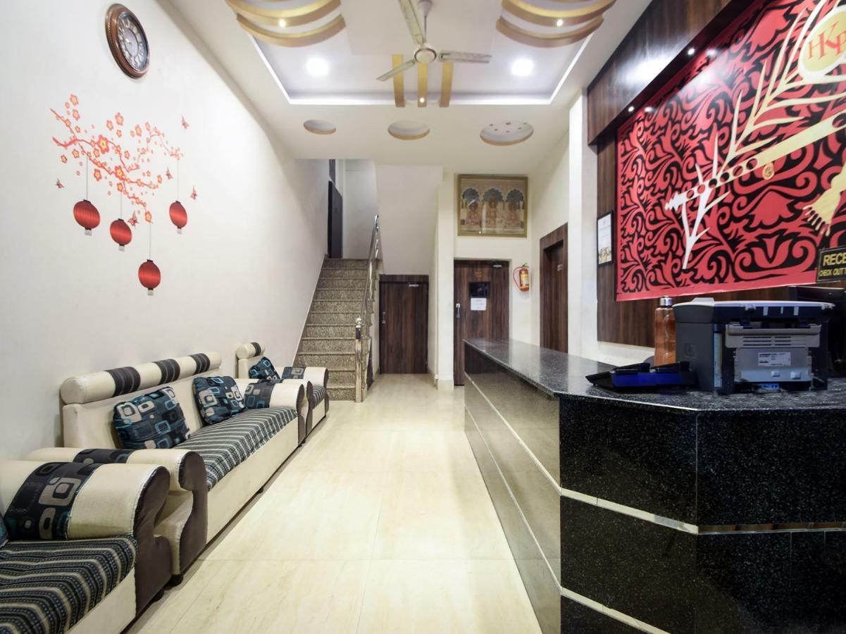 Hotel Krishna Palace อุเดเปอร์ ภายนอก รูปภาพ